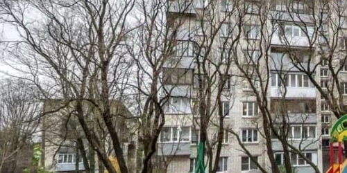 2-комн квартира проспект Славы, 8