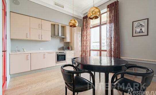 Аренда 2-комн квартиры на вторичном рынке Фрунзенская 3-я ул,  д. 19