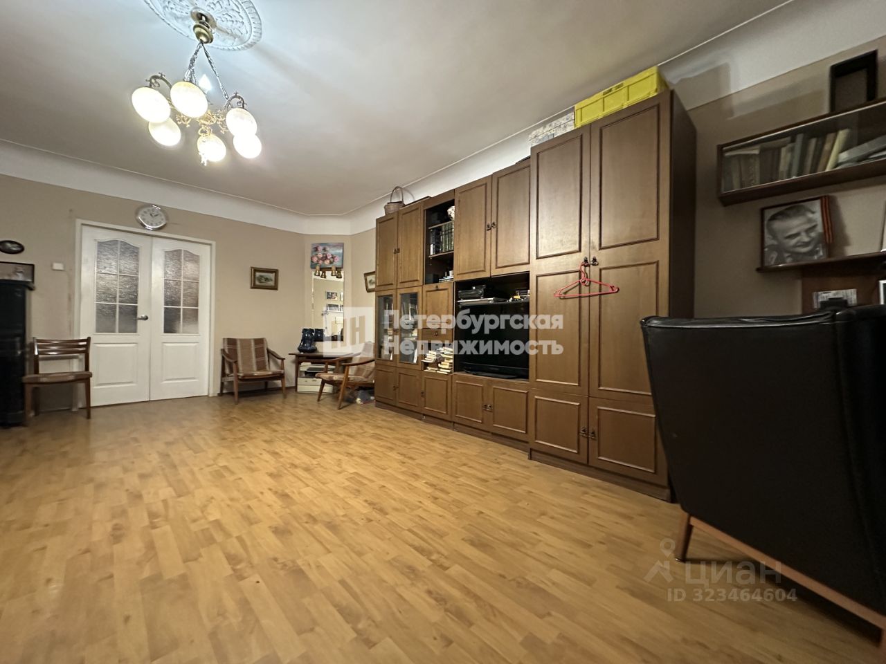 Продажа 2-комн квартиры на вторичном рынке Кронверкский проспект, 53