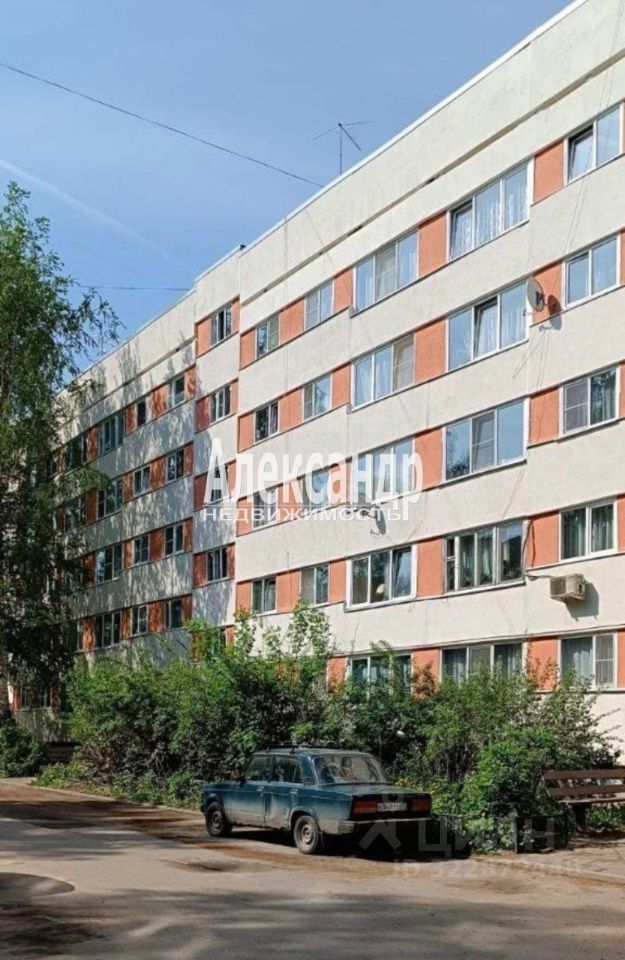 Продажа 1-комн квартиры на вторичном рынке пос. Романовка, 12