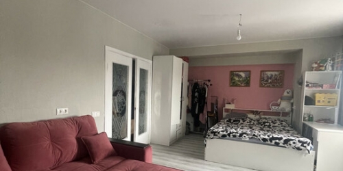 1-комн квартира Украинский б-р,  д. 8,  к. 1