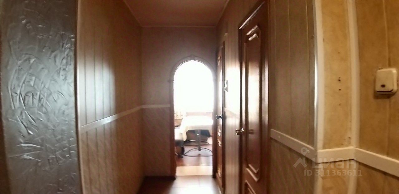 Продажа 3-комн квартиры на вторичном рынке д. Лесколово, улица Красноборская, 20