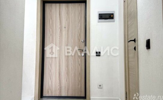 Продажа 2-комн квартиры на вторичном рынке Ангарская улица,  д. 33А