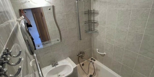 3-комн квартира Наличная улица,  д. 49