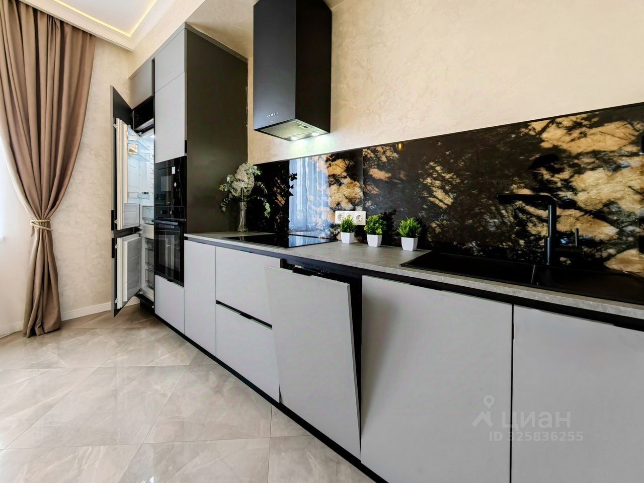 Продажа 1-комн квартиры на вторичном рынке улица Типанова, 23с1