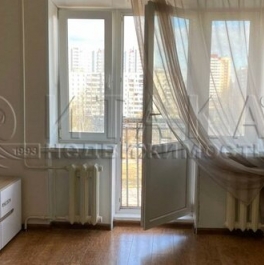 Продажа 3-комн квартиры на вторичном рынке Российский проспект,  д. 14