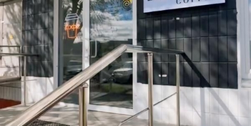 Торговое помещение Коктебельская ул,  д. 2