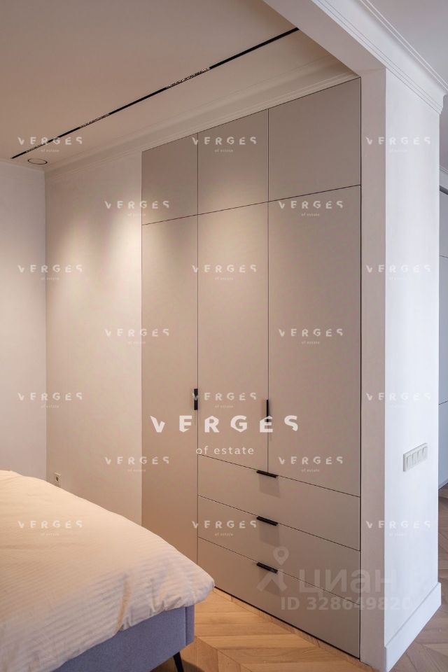 Продажа 2-комн квартиры на вторичном рынке Нежинская улица, 5к2