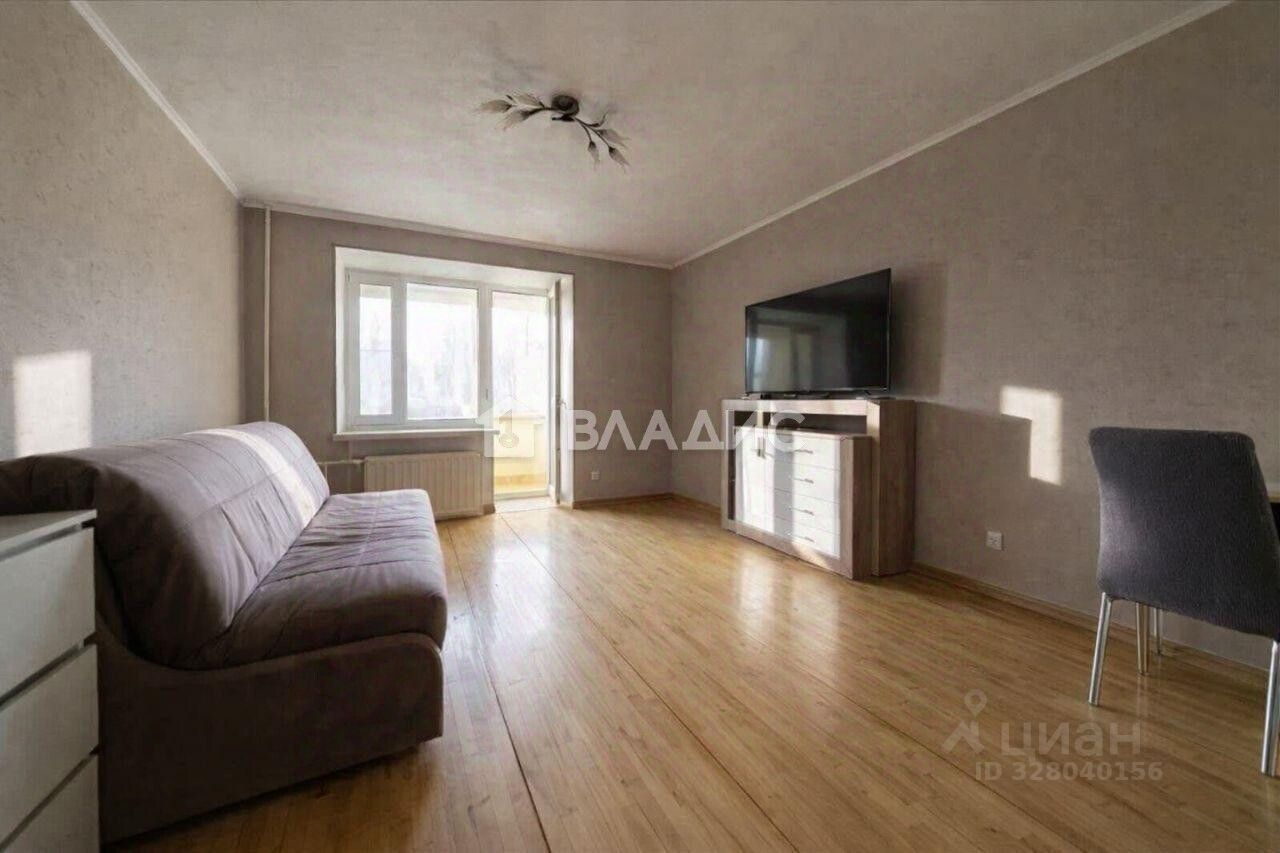 Продажа 2-комн квартиры на вторичном рынке Взлетная улица, 13