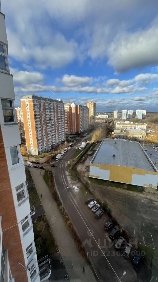 Продажа 2-комн квартиры на вторичном рынке Лобня, улица Физкультурная, 8