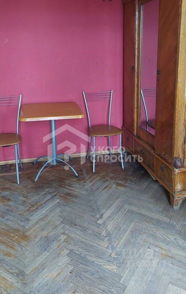 Продажа 3-комн квартиры на вторичном рынке Петергоф, Самсониевская улица, 7