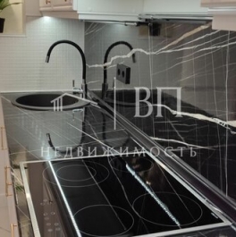 Продажа 3-комн квартиры на вторичном рынке Мурино г, Петровский б-р