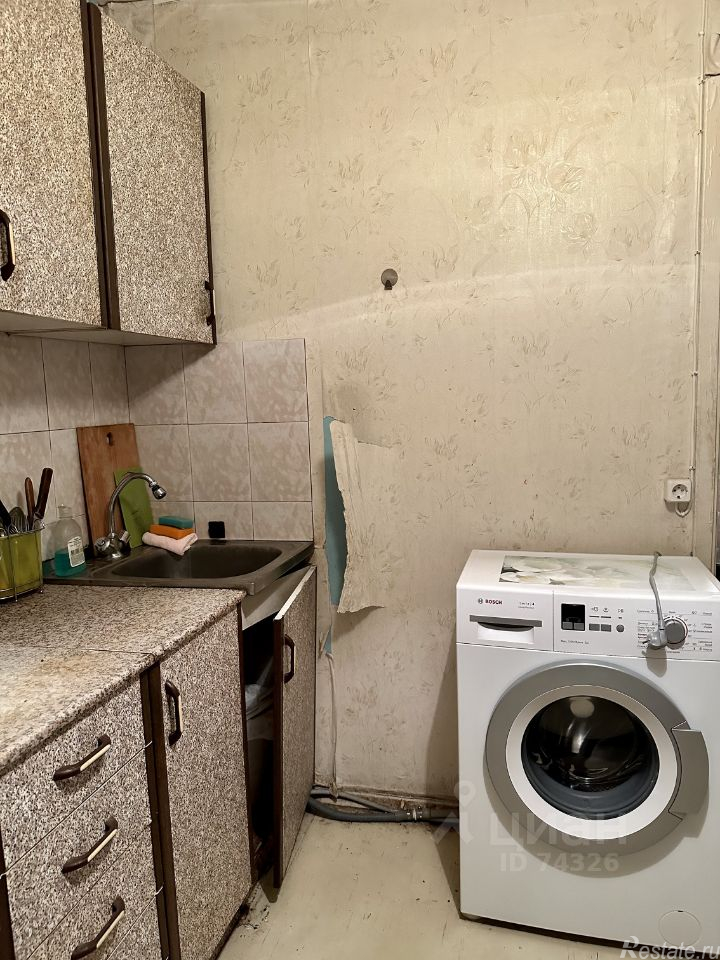 Аренда 1-комн квартиры на вторичном рынке Авангардная улица,  д. 4