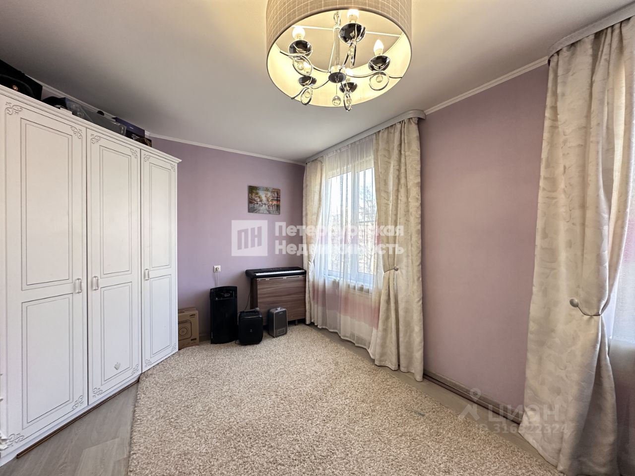 Продажа 4-комн квартиры на вторичном рынке улица Лени Голикова, 12