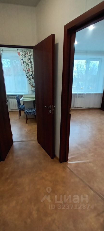 Продажа 1-комн квартиры на вторичном рынке пос. Ушаки, 3