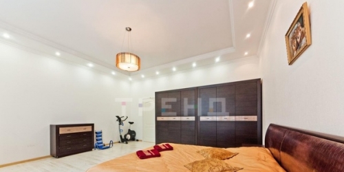 4-комн квартира Спасский пер,  д. 12