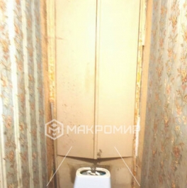 Продажа 2-комн квартиры на вторичном рынке Школьная улица,  д. 72