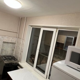 Продажа 2-комн квартиры на вторичном рынке Солнечногорск, улица Баранова,  д. 33