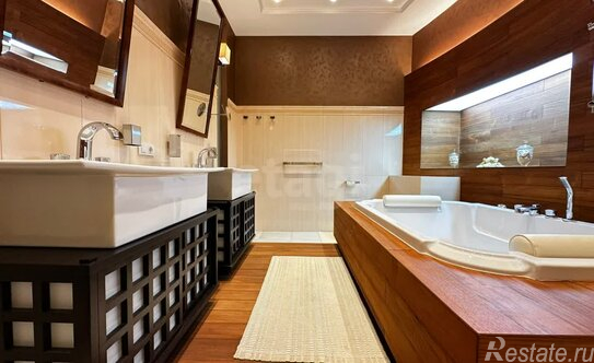 Продажа 3-комн квартиры на вторичном рынке Московский пр-кт,  д. 172,  к. 4