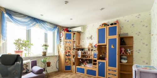 3-комн квартира Святоозёрская улица,  д. 11