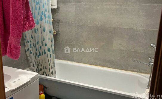 Продажа 2-комн квартиры на вторичном рынке Красногорск г, Опалиха мкр, Луговая ул,  д. 7