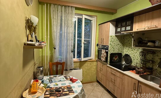 Продажа 2-комн квартиры на вторичном рынке Абрамцевская улица,  д. 5