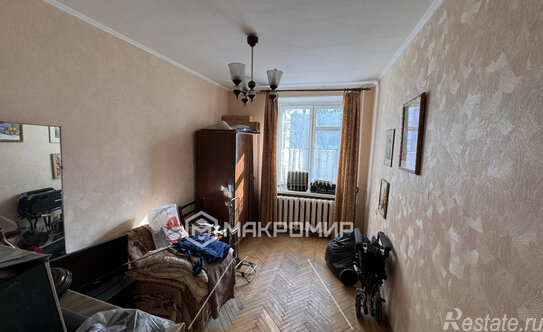 Продажа 2-комн квартиры на вторичном рынке Парковая 8-я ул