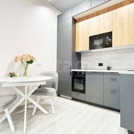 Продажа 1-комн квартиры на вторичном рынке Красноармейская 12-я ул,  д. 16