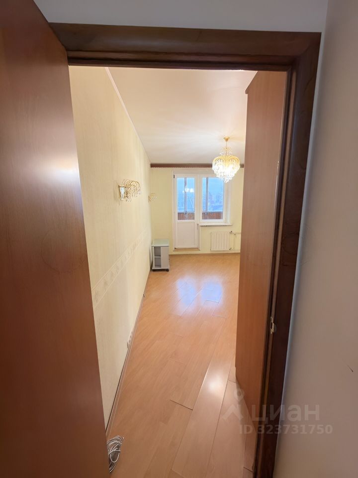 Продажа 2-комн квартиры на вторичном рынке Октябрьская улица, 33