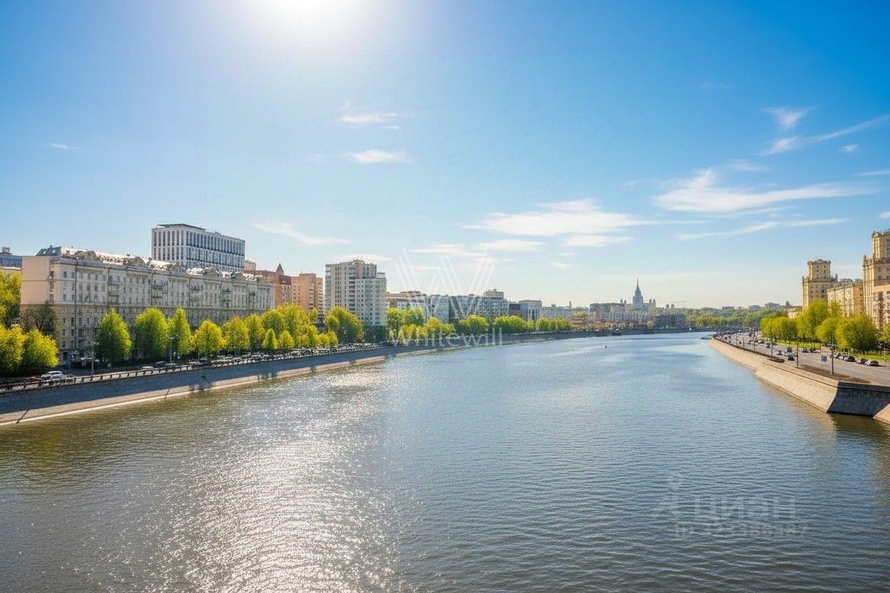 Продажа 5-комн квартиры на вторичном рынке переулок 1-й Тружеников,  д. 16