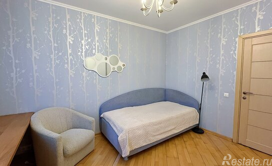 Продажа 4-комн квартиры на вторичном рынке Маршала Жукова пр-кт,  д. 47