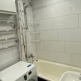 Продажа 2-комн квартиры на вторичном рынке Волжский б-р,  д. 45