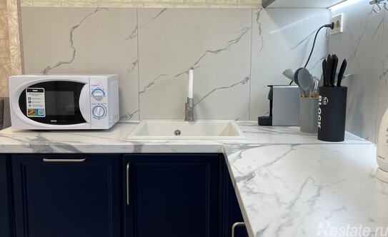 Продажа 2-комн квартиры на вторичном рынке Минская улица,  д. 8 к1