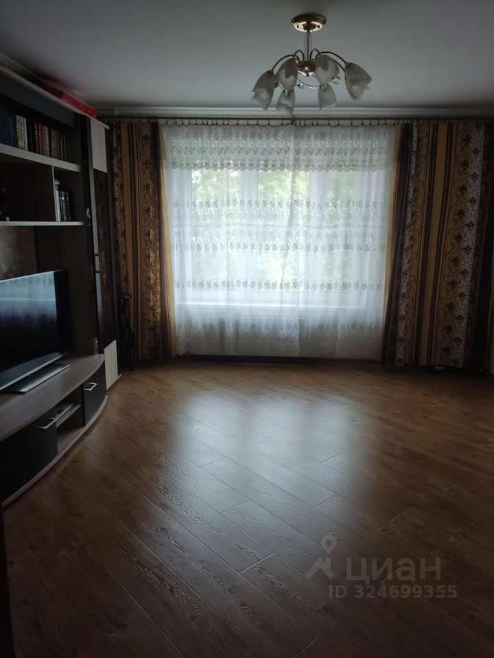 Продажа 3-комн квартиры на вторичном рынке улица Летчика Бабушкина, 15