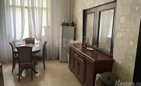 Продажа 3-комн квартиры на вторичном рынке Средний пр-кт,  д. 33