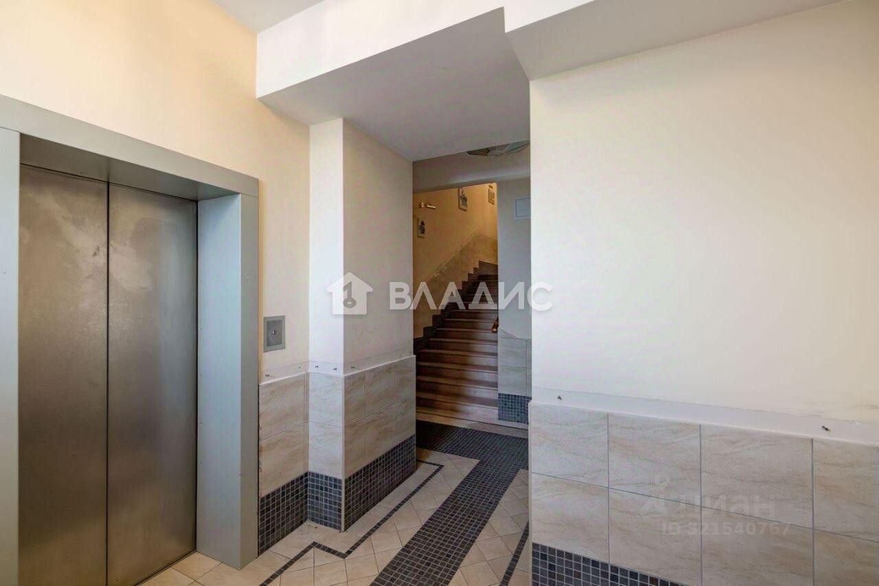 Продажа 5-комн квартиры на вторичном рынке Нижняя Первомайская улица, 64