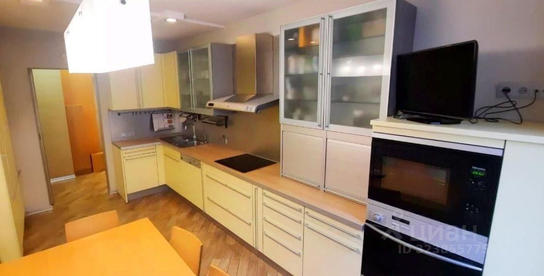 Продажа 4-комн квартиры на вторичном рынке улица Фрунзе, 19к2