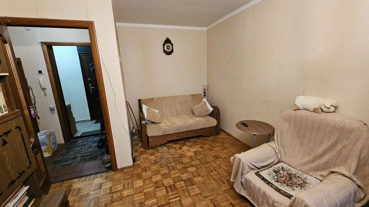 Продажа 2-комн квартиры на вторичном рынке Тучковская улица, 4