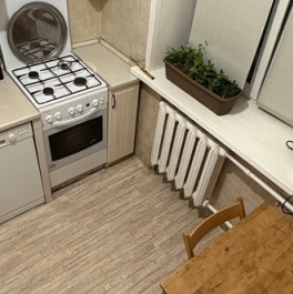 Продажа 1-комн квартиры на вторичном рынке Новогиреевская улица,  д. 8 к1