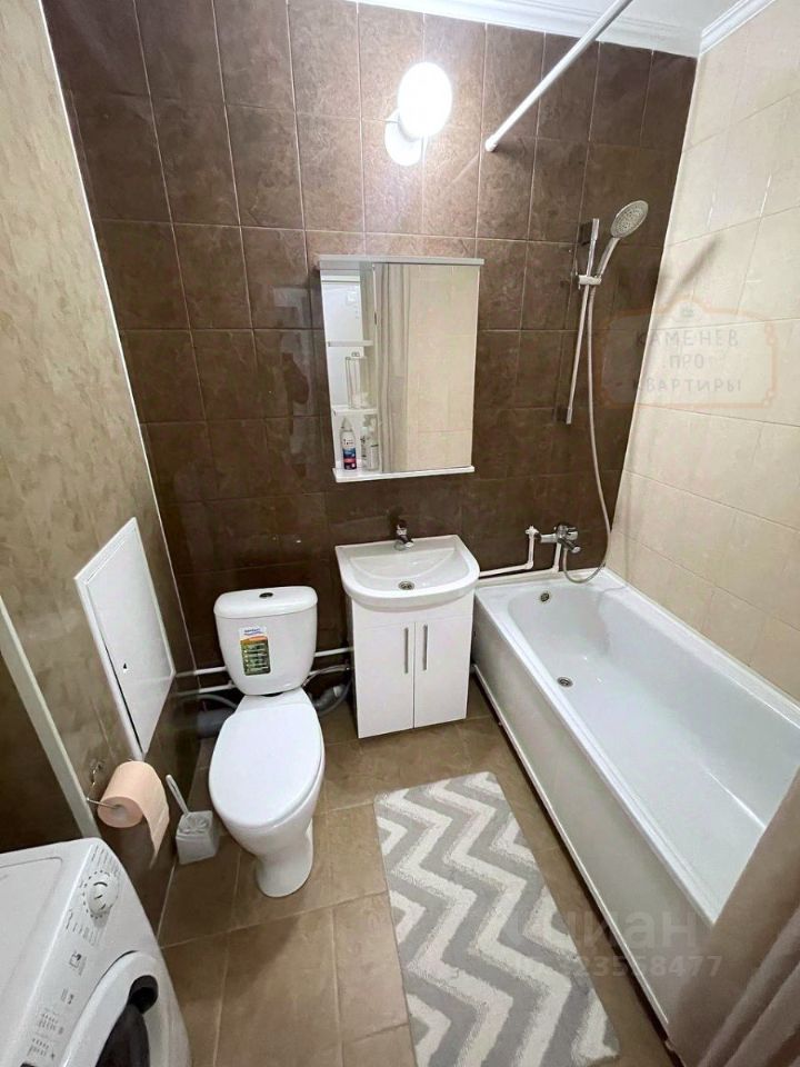 Продажа 1-комн квартиры на вторичном рынке пос. Бугры, бульвар Воронцовский, 9к2