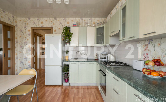 Продажа 3-комн квартиры на вторичном рынке Город Всеволожск, Заводская улица,  д. 3 к2