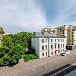 Продажа 3-комн квартиры на вторичном рынке Подъездной пер,  д. 5