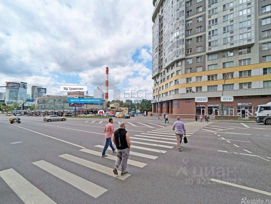 Аренда торгового помещения Ярцевская ул,  д. 27 к1