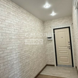 Продажа 2-комн квартиры на вторичном рынке улица Адмирала Лазарева,  д. 39