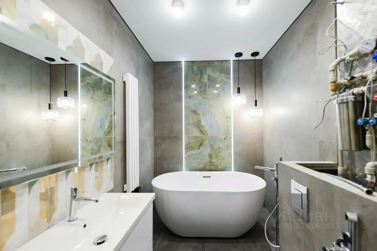 Продажа 3-комн квартиры на вторичном рынке Цветной бульвар, 32А