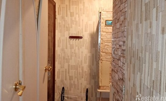 Продажа 3-комн квартиры на вторичном рынке Красное Село г, Бронетанковая ул,  д. 13,  к. 1