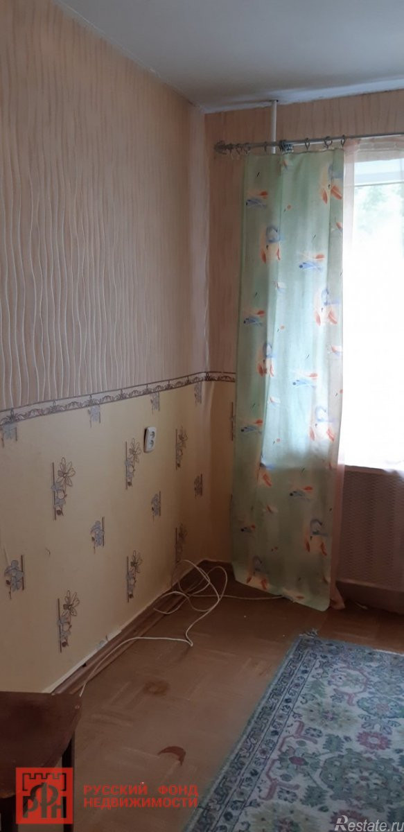 Продажа комнаты Ломоносов г., Скуридина ул. ,  д. 2