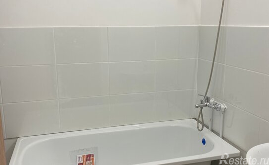 Продажа 3-комн квартиры на вторичном рынке Сясьстройское городское поселение, улица 1 Мая,  д. 3