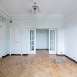 Продажа 5-комн квартиры на вторичном рынке Садовая-Спасская улица,  д. 21/1