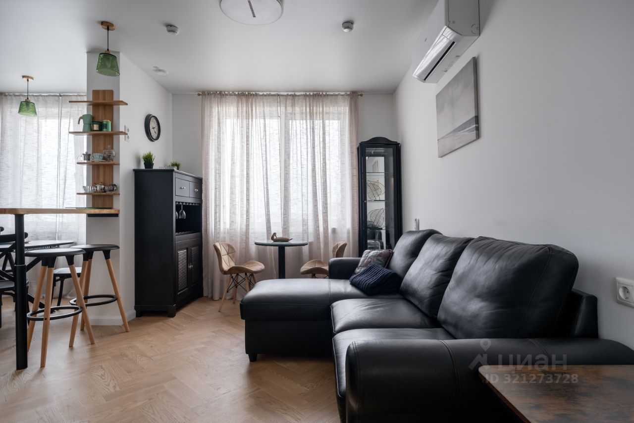 Продажа 3-комн квартиры на вторичном рынке Хорошевское шоссе, 12к1